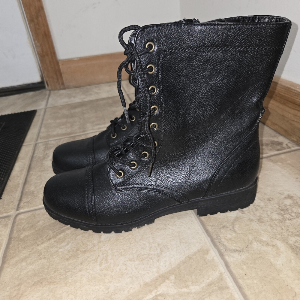 Black fauz leather combat boots